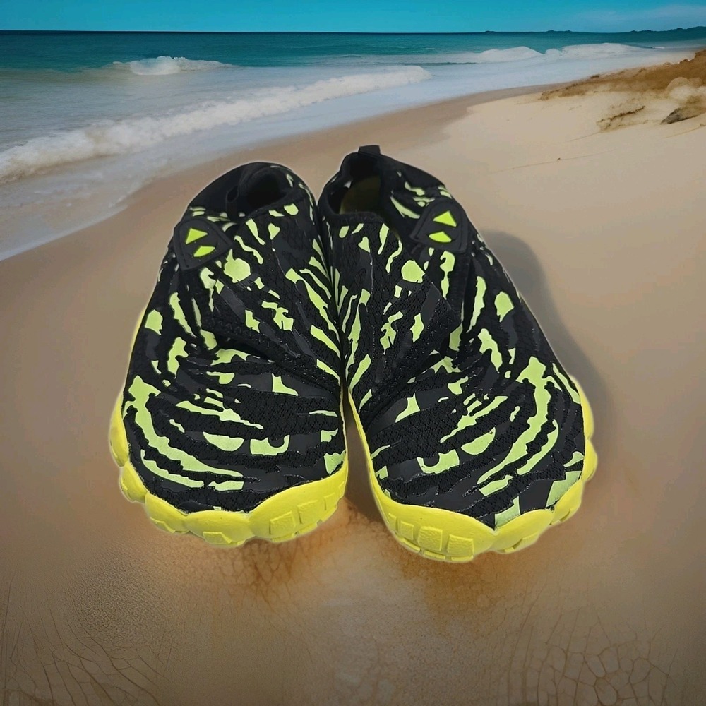 Centipede Demon Water Shoes for Kids Quick Dry Aqua Barefoot Beach‎ Size 5.5